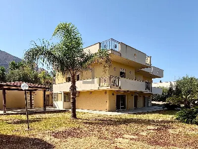 Villa in vendita a Terrasini - foto 1