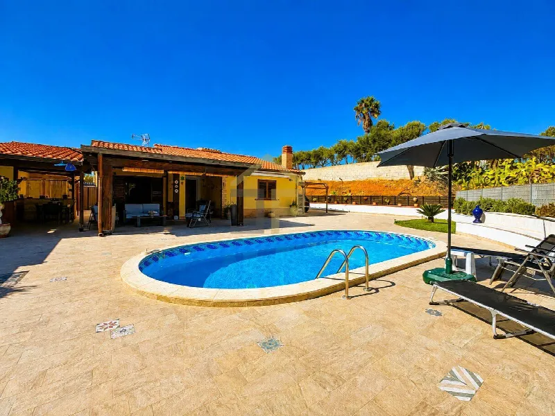 Villa in vendita a Trappeto - foto 1
