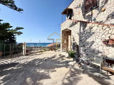 Villa in vendita a Balestrate - foto 1