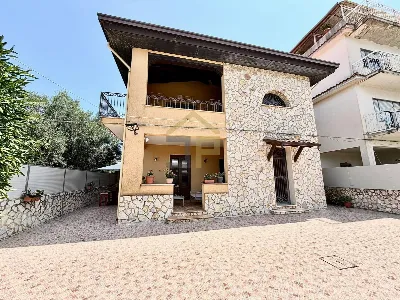 Casa Indipendente in vendita a Partinico - foto 1