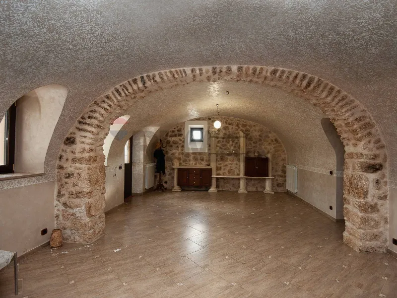 Rustico/Casale in vendita a Alvito - foto 8