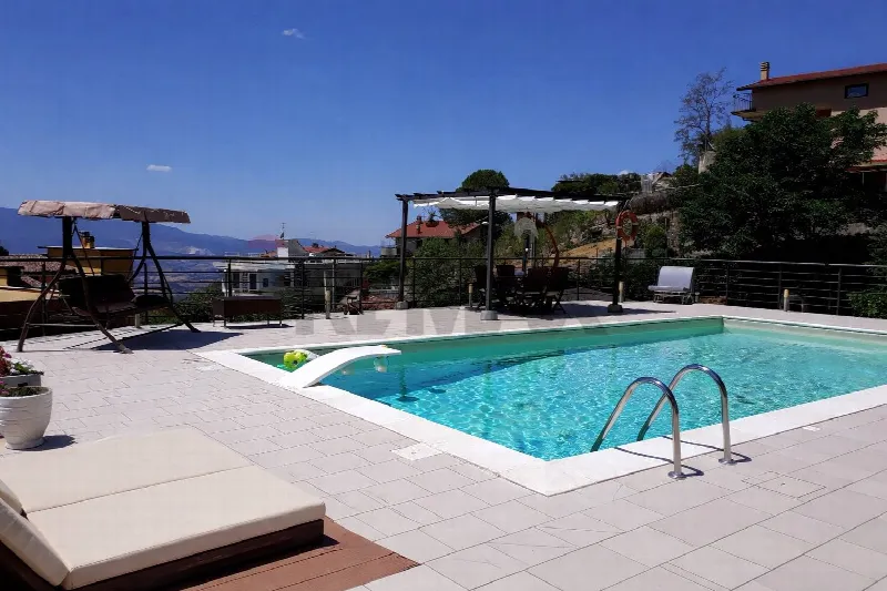 Villa in vendita a Acuto - foto 1