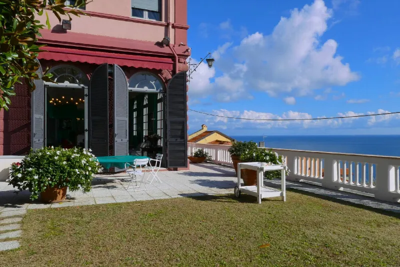 Villa in vendita a Bergeggi - foto 1