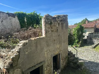 Rustico/Casale in vendita a Cesana Brianza - foto 2