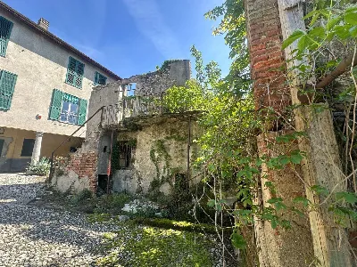 Rustico/Casale in vendita a Cesana Brianza - foto 3