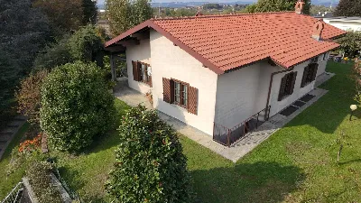 Villa in vendita a Barzago - foto 9