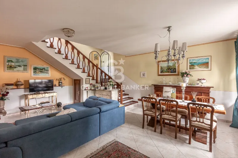 Villa in vendita a Montepulciano - foto 1