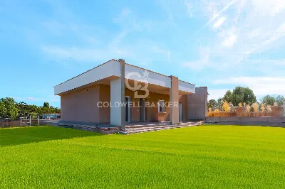 Villa a Fiumicino