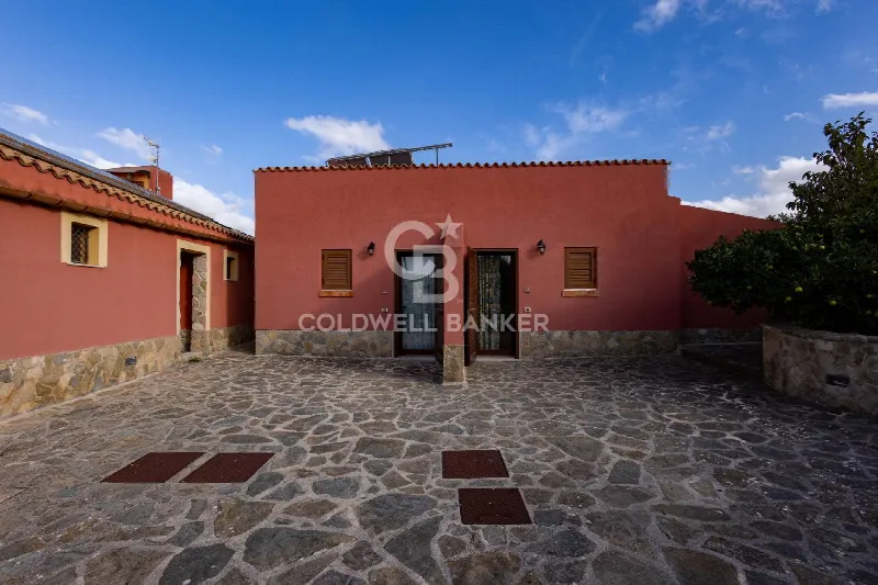 Villa in vendita a Valderice - foto 1