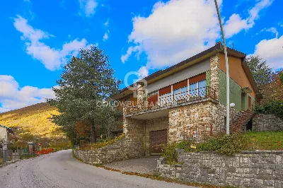Villa in vendita a Cantiano - foto 2