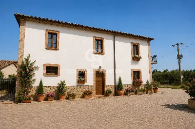 Rustico/Casale in vendita a Montepulciano - foto 2