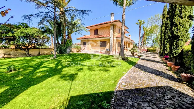 Villa in vendita a Nettuno - foto 1