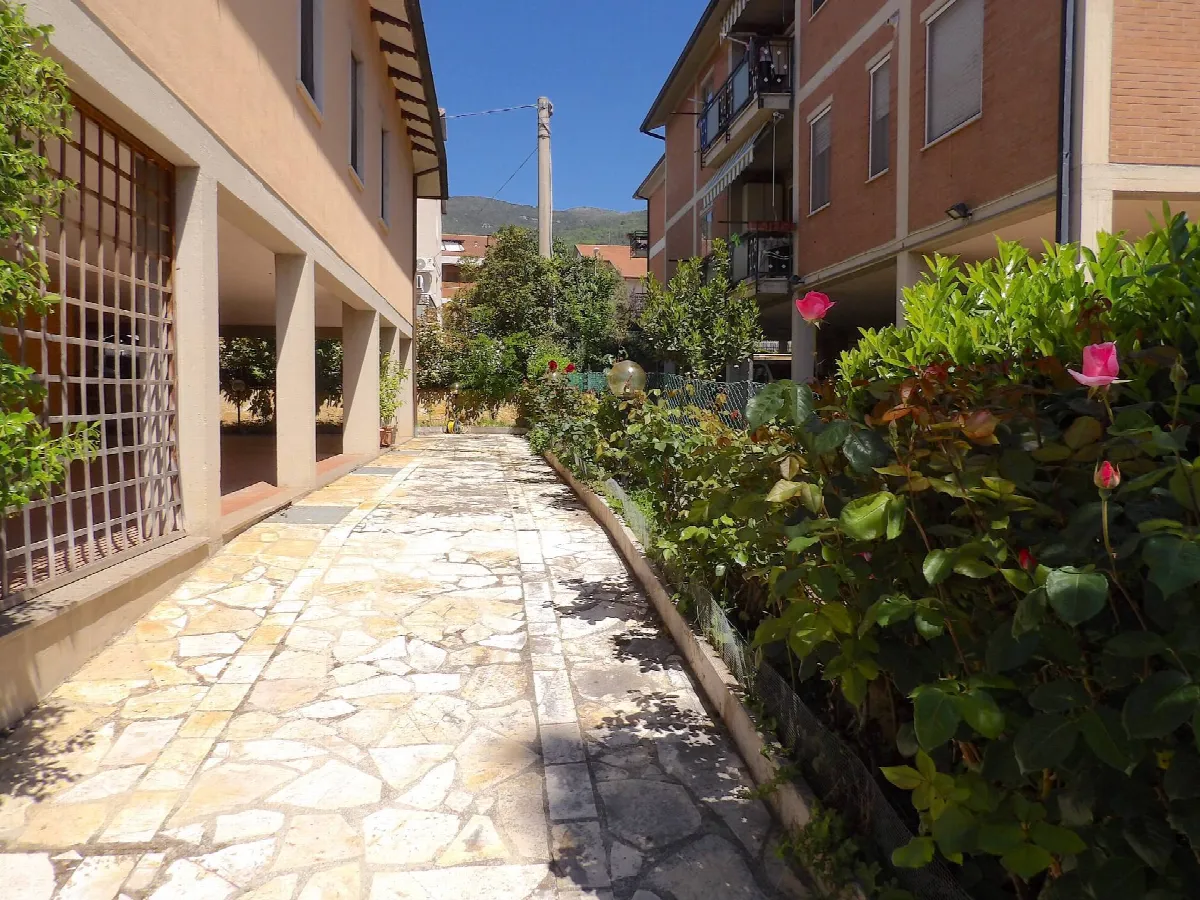 Casa Indipendente in vendita a Terni - foto 3