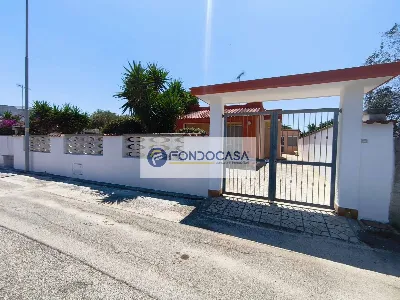 Villa in vendita a Lecce, Torre chianca, b... - foto 3