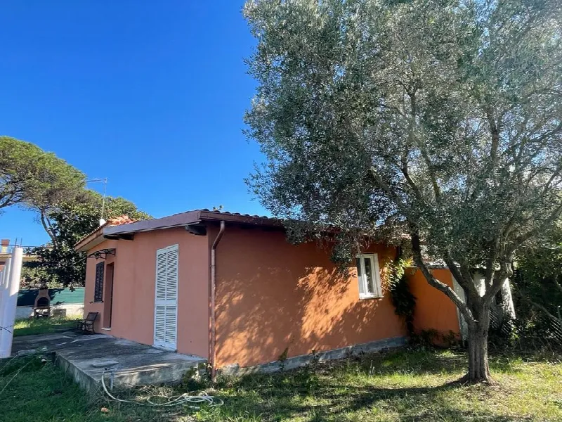 Villa in vendita ad Aprilia - foto 1
