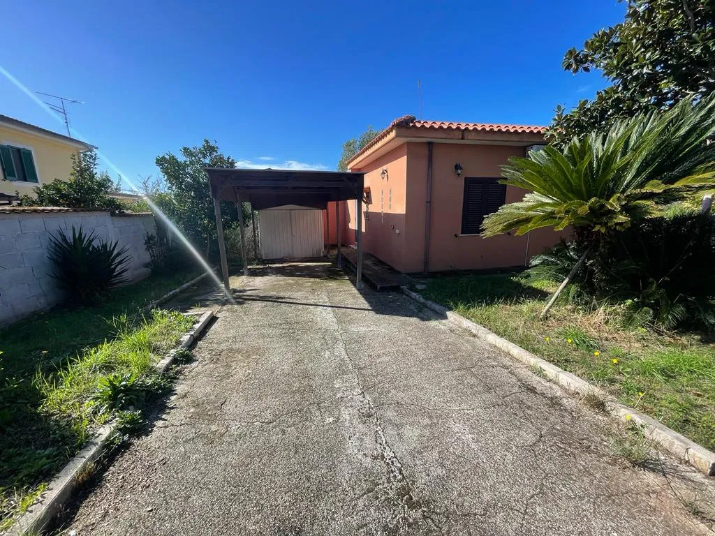 Villa in vendita ad Aprilia - foto 4