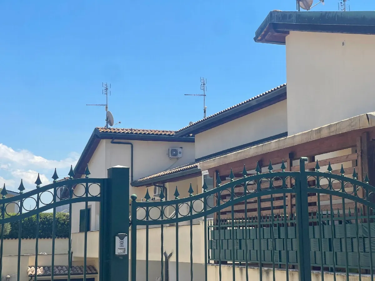 Villa in vendita a Roma, Trigoria, Castel Romano - foto 2