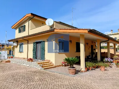Villa in vendita a Pomezia - foto 7