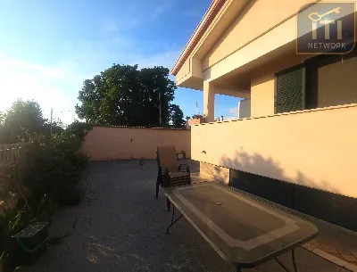 Villa a Pomezia