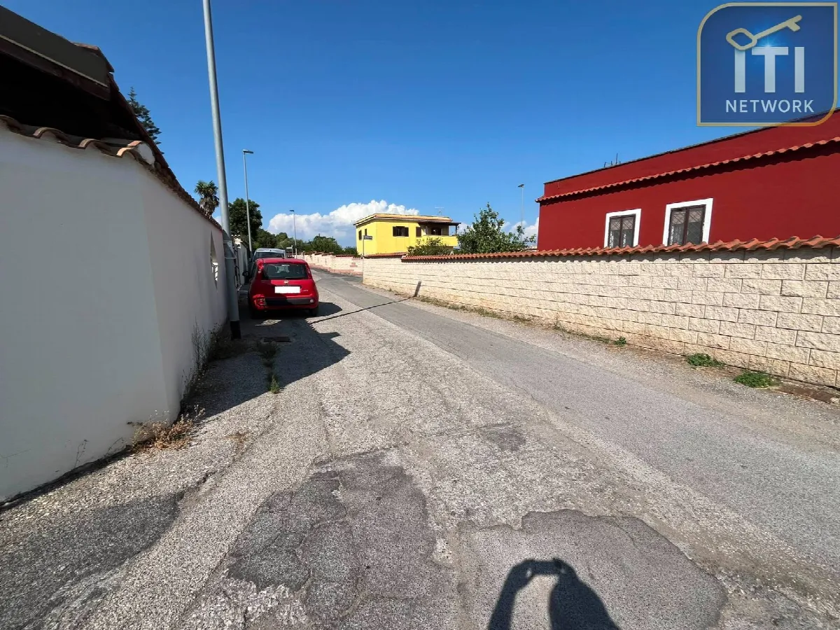 Villa in vendita a Pomezia - foto 2