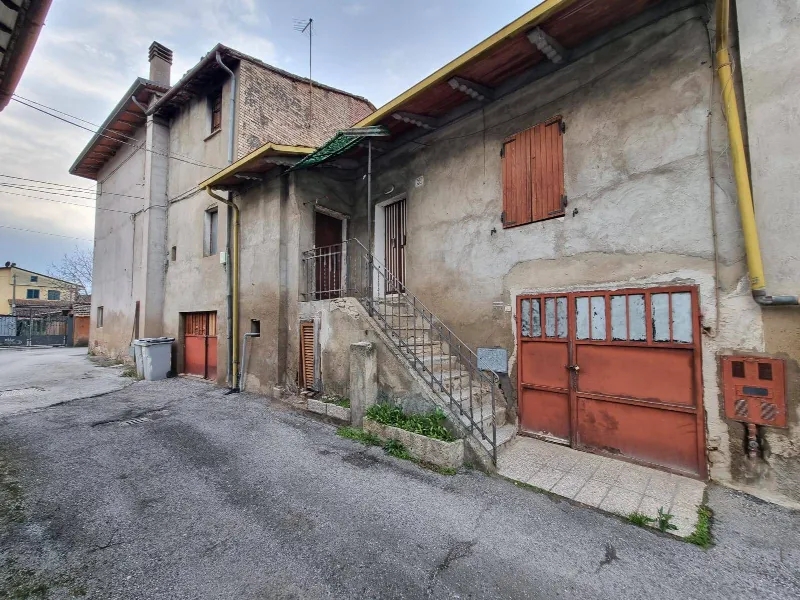 Casa Indipendente in vendita a Torgiano - foto 1