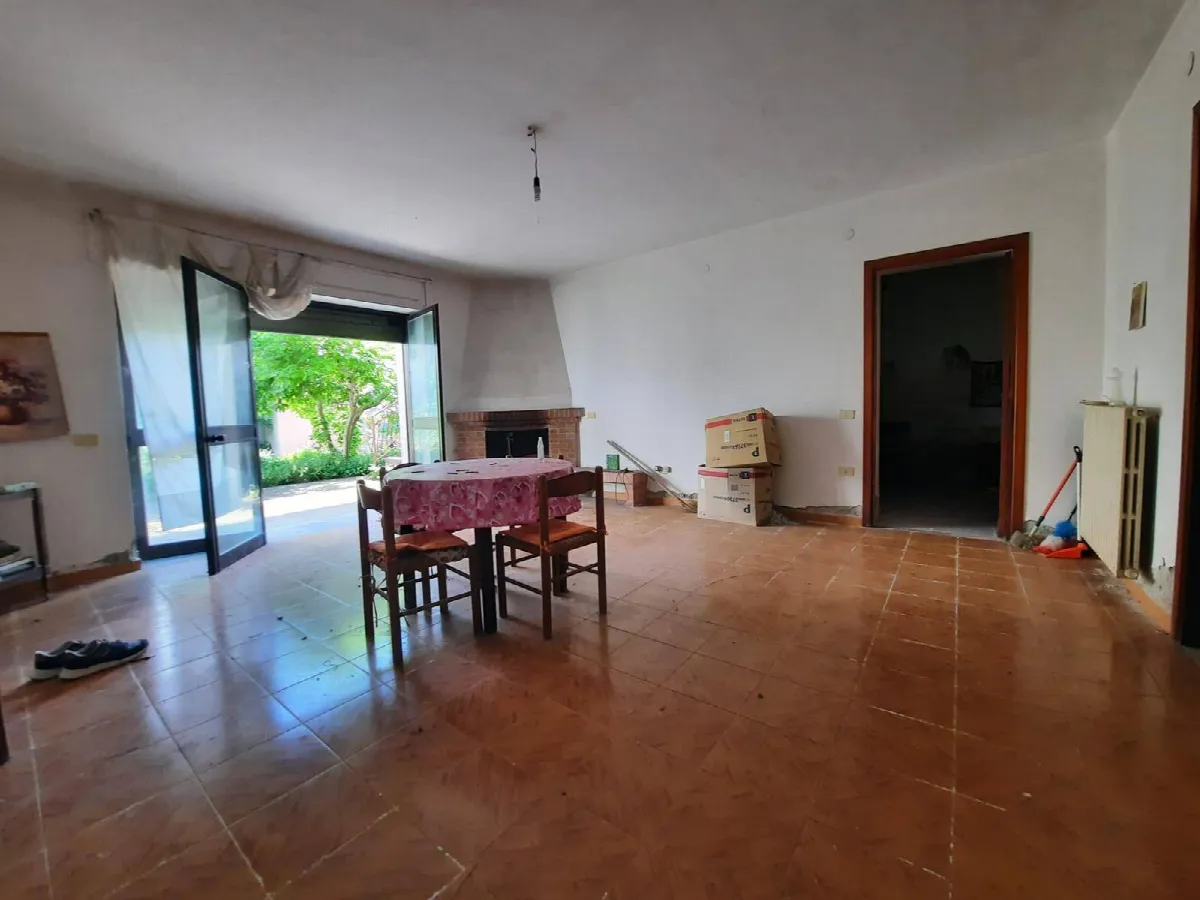 Villa in vendita a Rotondi - foto 2
