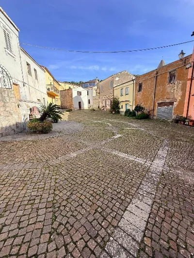Palazzo/Stabile in vendita a Sedini - foto 4