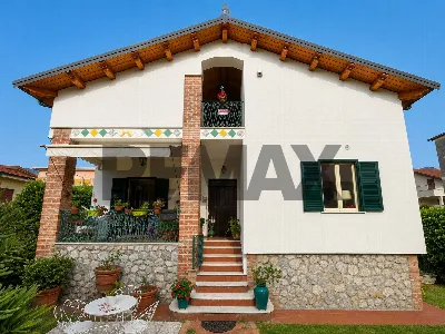 Villa in vendita a Falerna - foto 1
