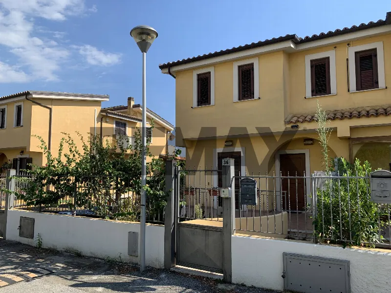 Casa Indipendente in vendita a Lamezia Terme - foto 1