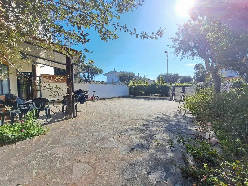 Villa in vendita a Fiumicino - foto 1