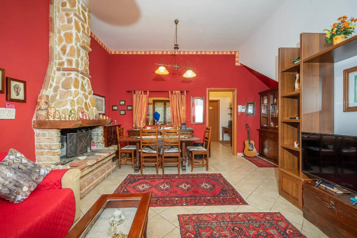 Villa in vendita a Guidonia Montecelio - foto 2
