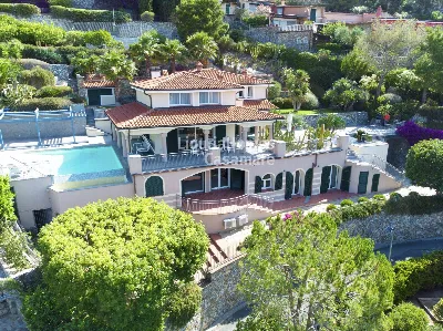 Villa a Andora
