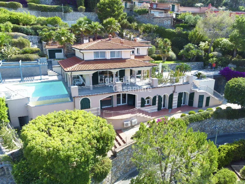 Villa in vendita a Andora - foto 1