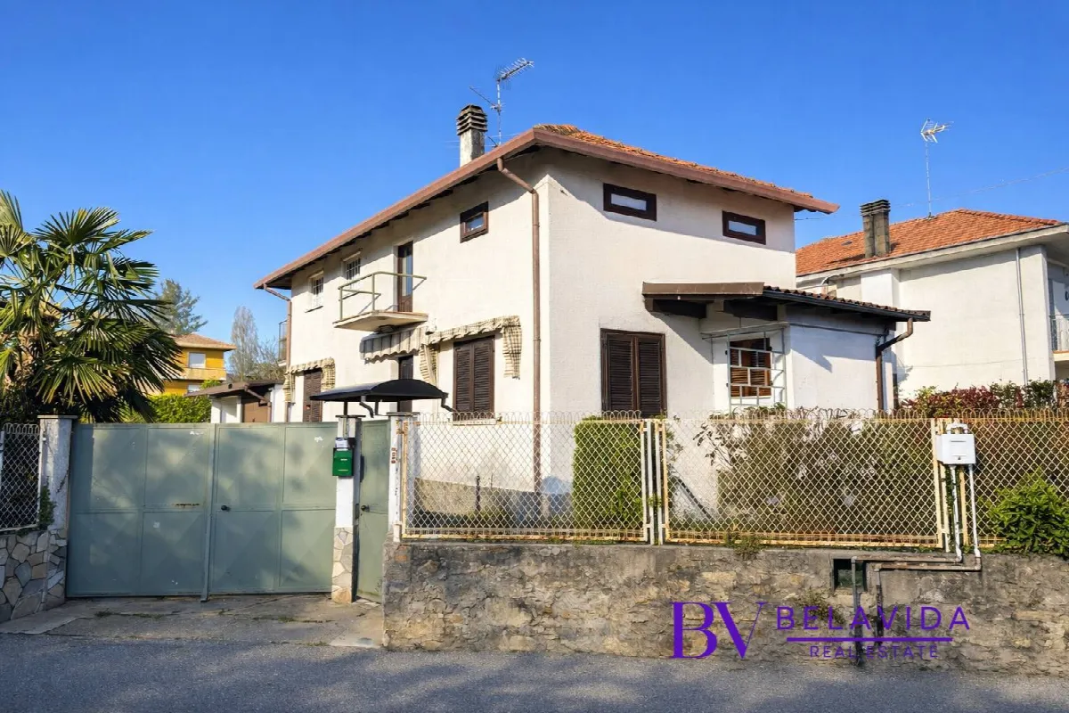 Villa in vendita a Borgomanero - foto 2