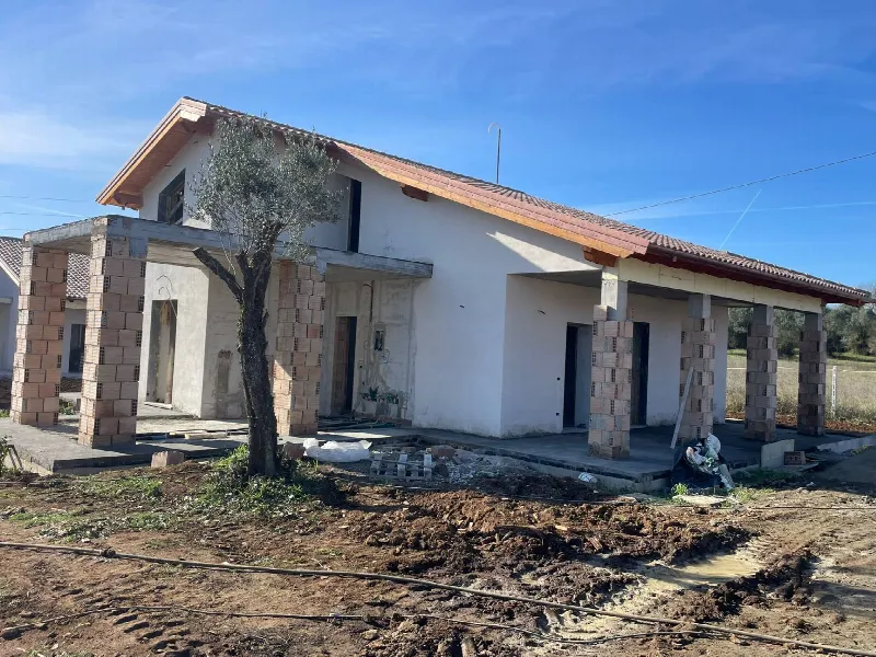 Villa in vendita a Bracciano - foto 1