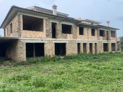 Rustico/Casale in vendita a Monterosi - foto 2