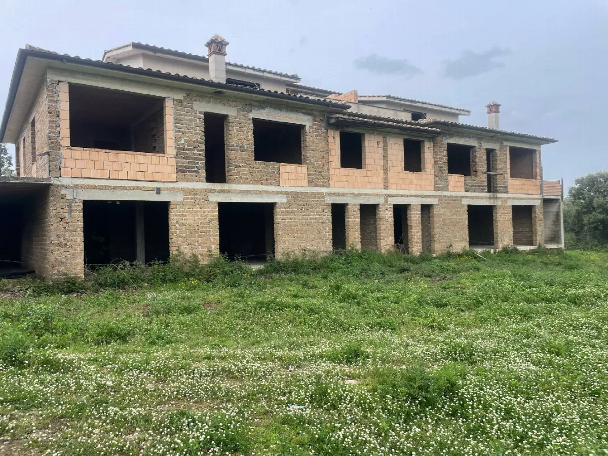 Rustico/Casale in vendita a Monterosi - foto 5