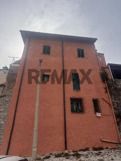 Casa Indipendente in vendita a Minturno - foto 2