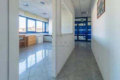 Ufficio in vendita a San Benedetto del Tro... - foto 7