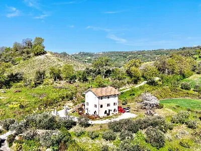 Rustico/Casale in vendita a Massignano - foto 2
