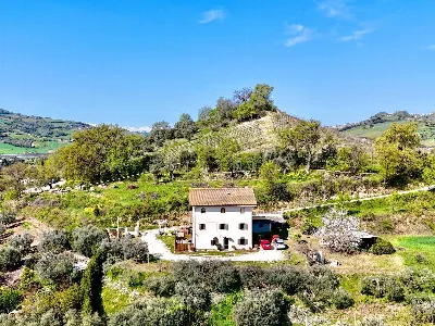 Rustico/Casale in vendita a Massignano - foto 3