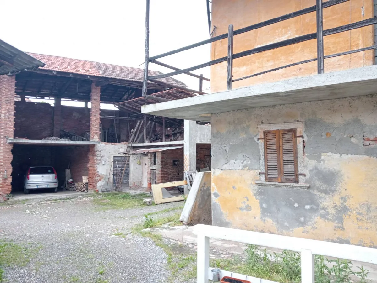Rustico/Casale in vendita a Bogogno - foto 5