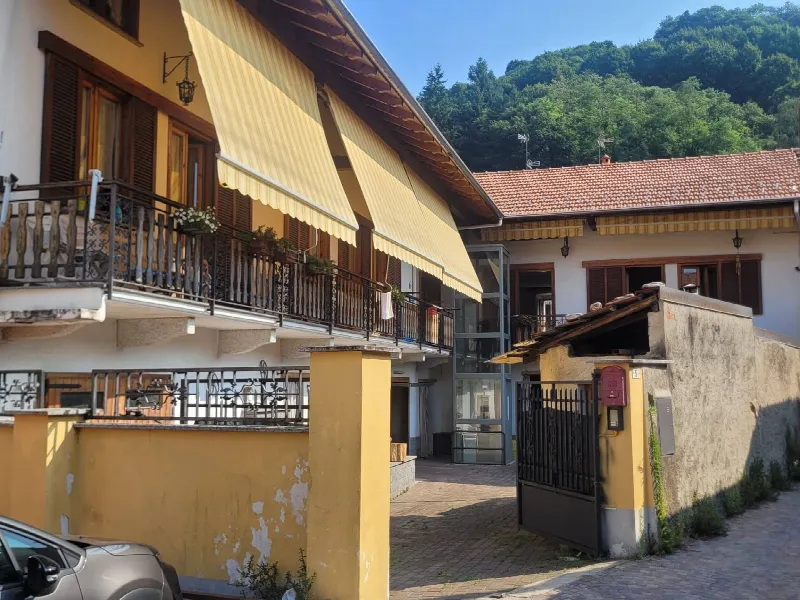 Casa Indipendente in vendita a Briga Novarese - foto 1