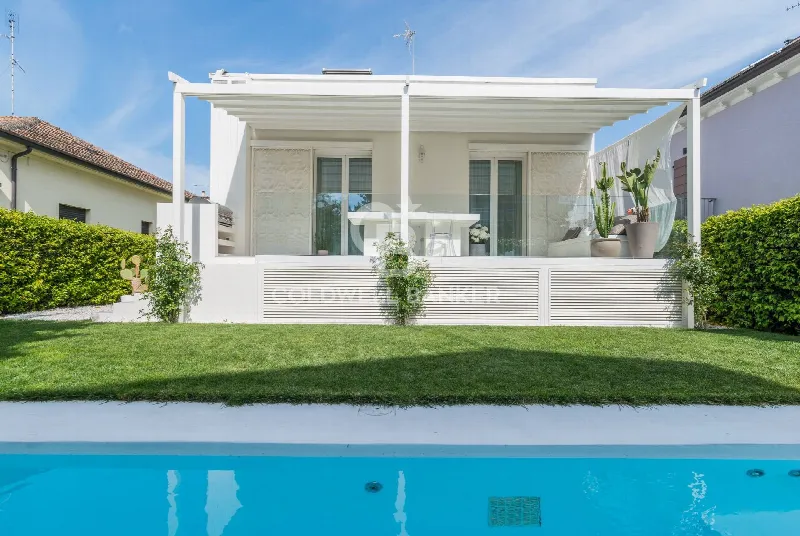 Villa in vendita a Riccione - foto 1