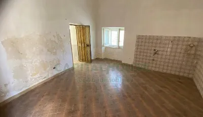 Casa Indipendente a Baronissi