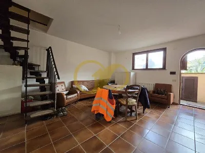 Villa in vendita a Fiastra - foto 4