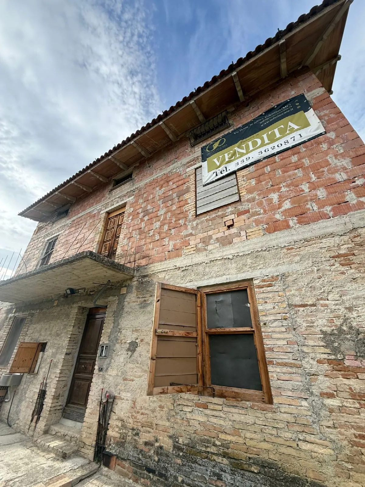 Casa Indipendente in vendita a Tolentino - foto 2