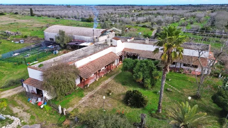 Rustico/Casale in vendita a Melendugno - foto 1