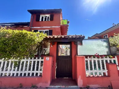 Villa in vendita a Viareggio - foto 1