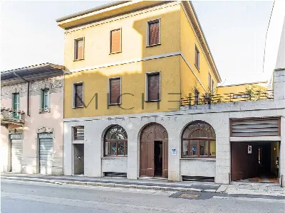 Villa in vendita a Lecco, Centro, Lungolag... - foto 1